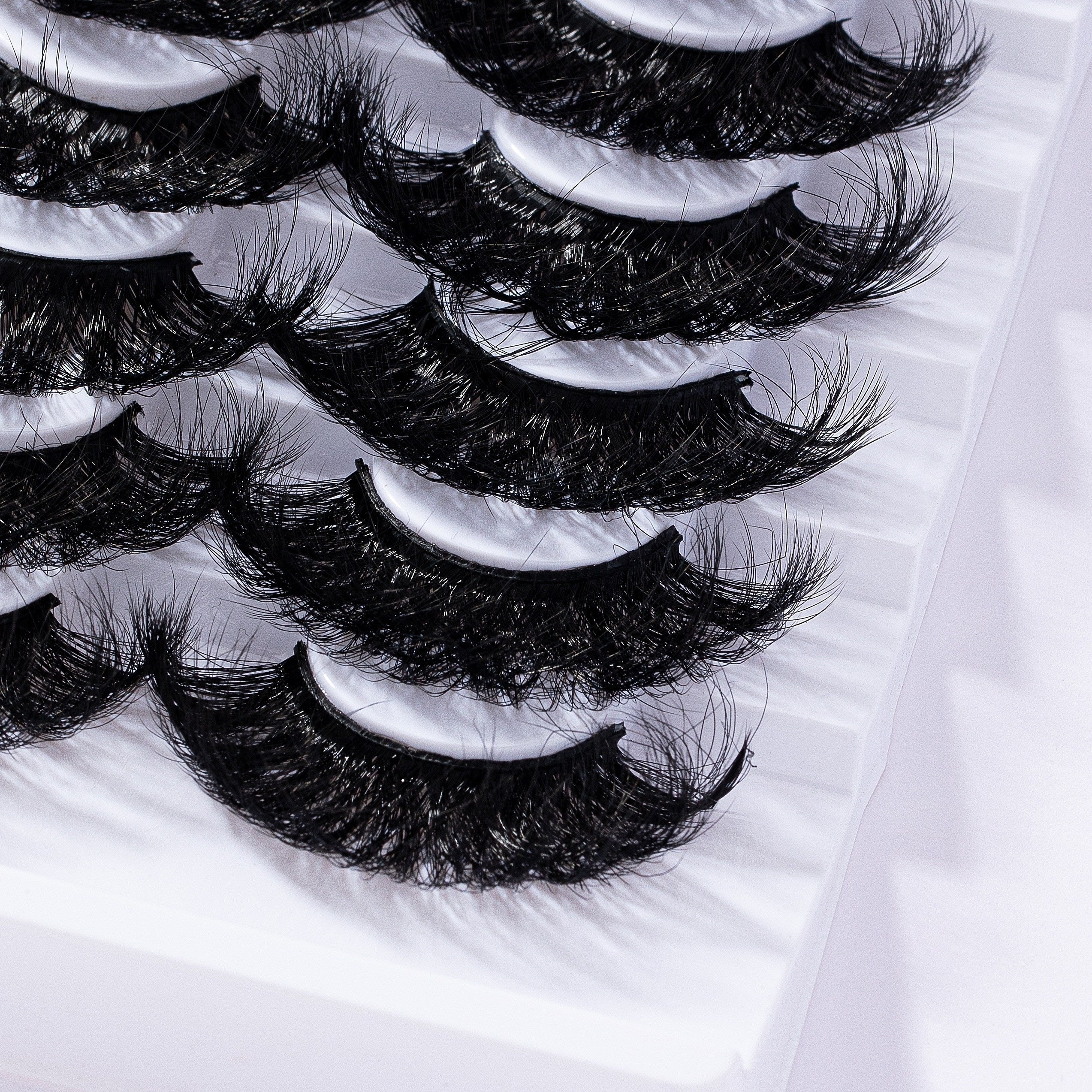 8 Pairs 25mm Cat Eye Fluffy Faux Mink 9D Wispy Lashes