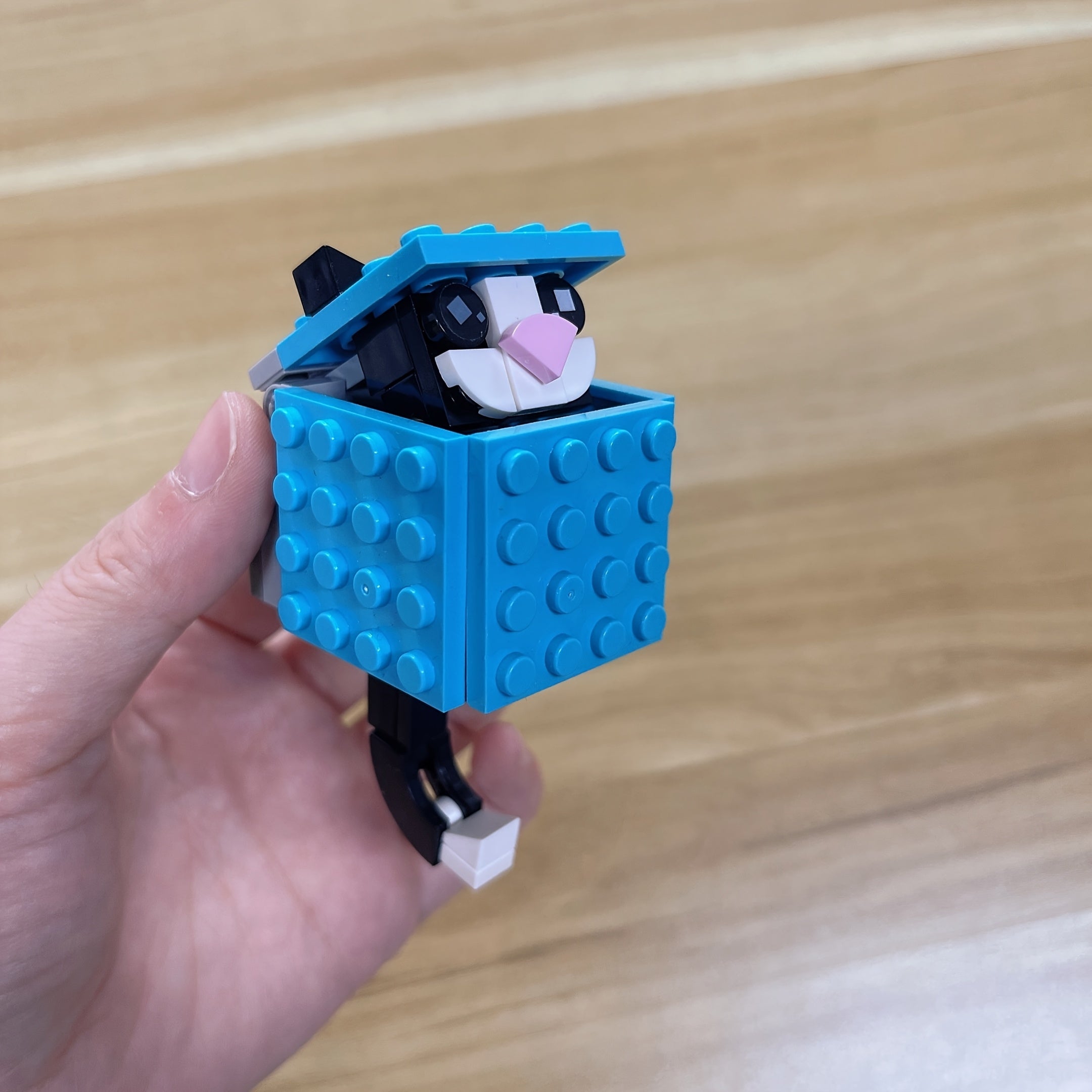 Mechanical Cat Key Holder Building Blocks Hook Keychain Toy