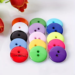 100pcs 2 Holes Round 9mm Quilted Craft Plastic Buttons Random