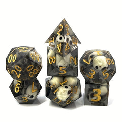 7pcs Resin Skull Dice Set Mini Dice With Golden Number