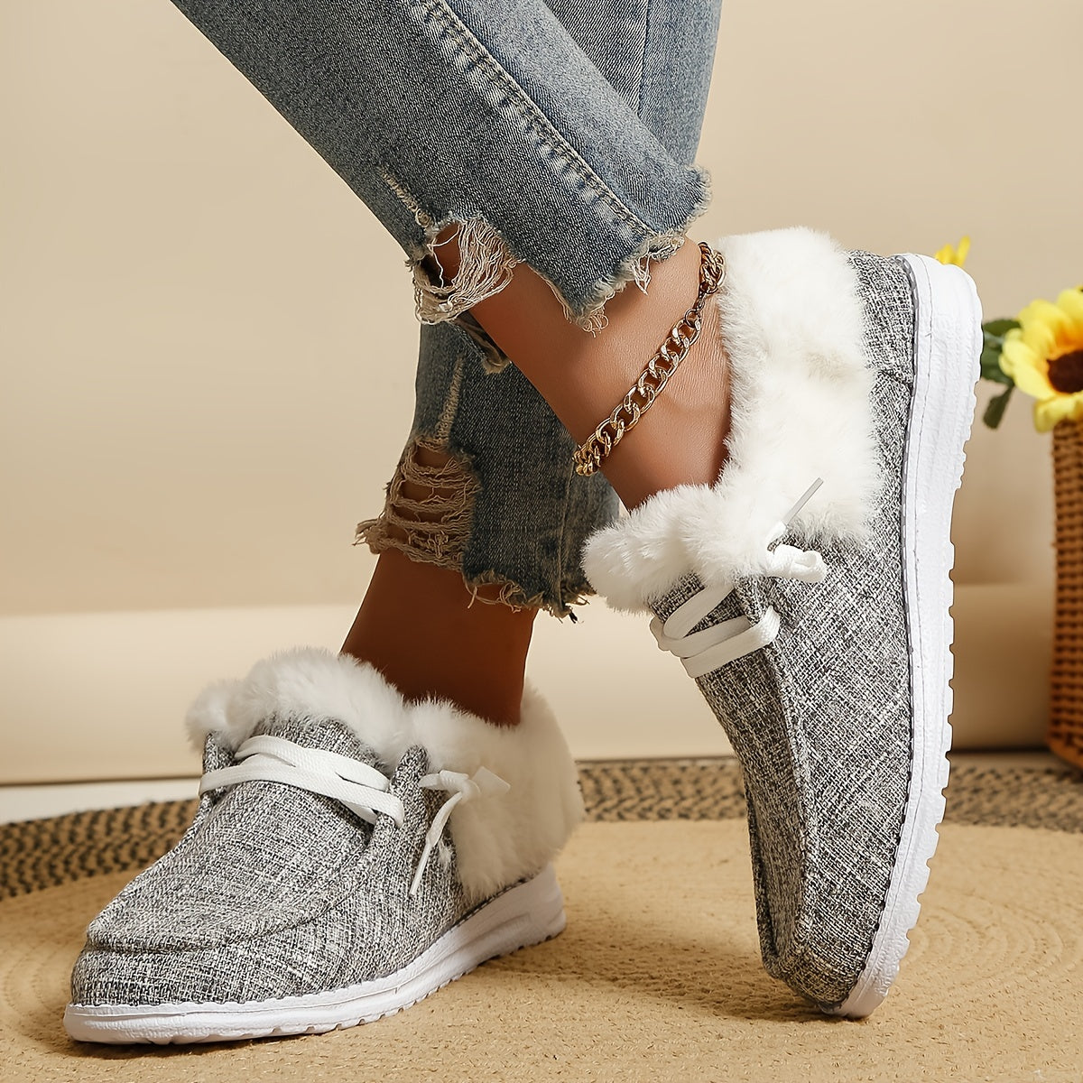 Women's Lightweight Non-slip Sneakers Comfortable Low Top Sport Shoes