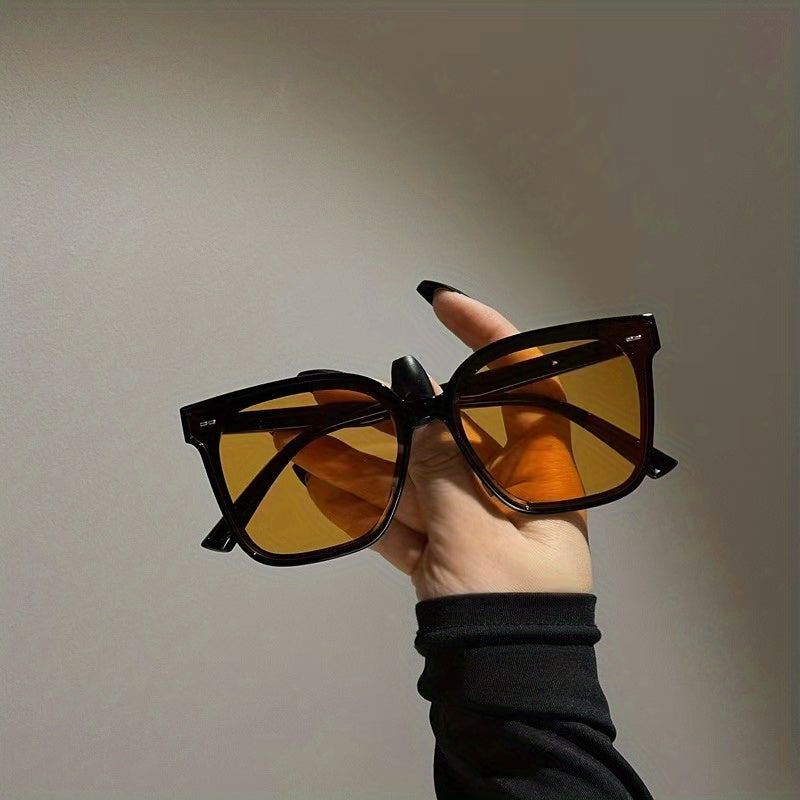 Retro Square Sunglasses Rivet UV400 Sun Shades Glasses