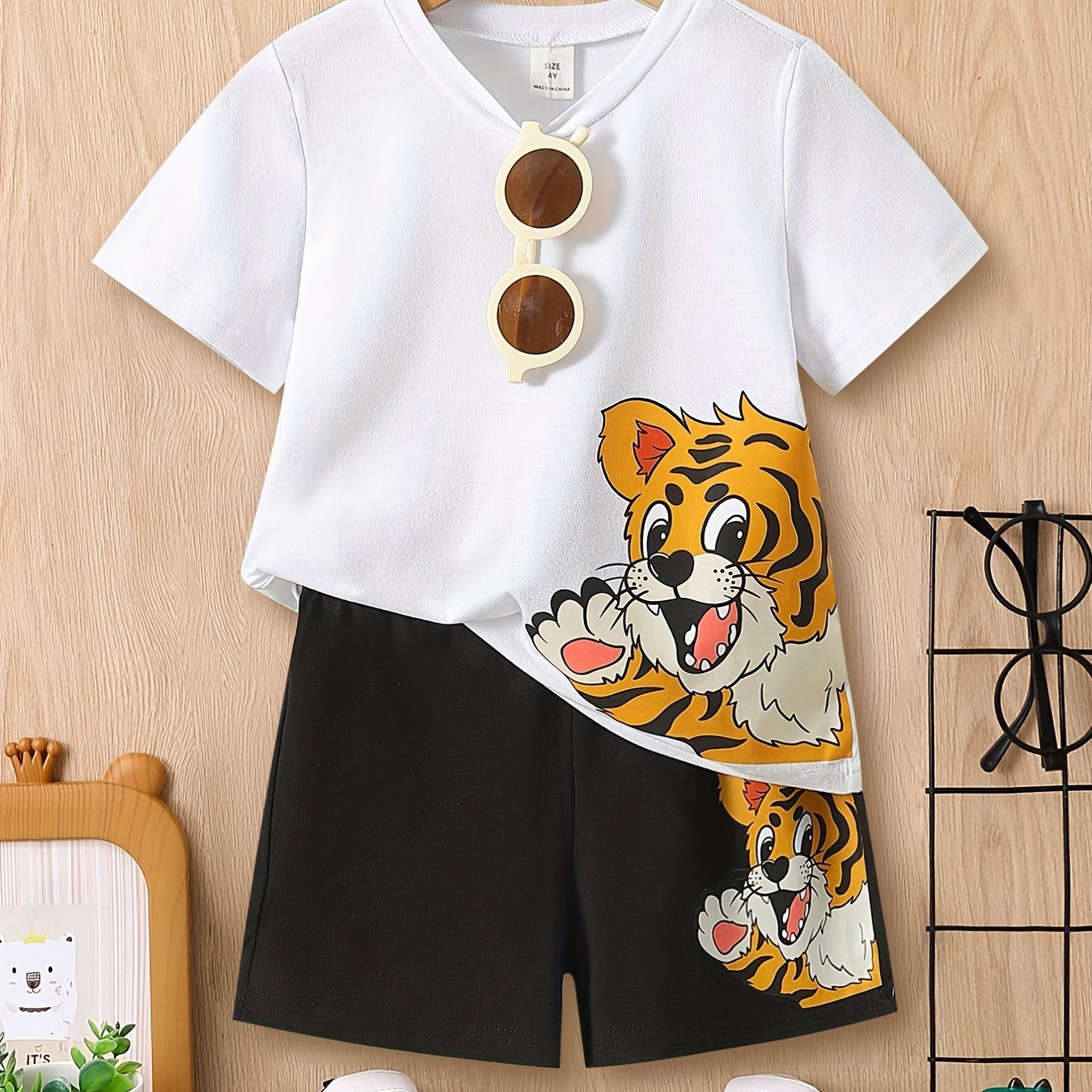 Boys Tiger Graphic Casual Outfit Round Neck T shirt & Shorts