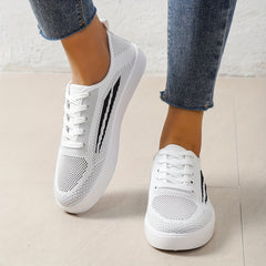 Women's Lace Up Sneakers Comfortable Breathable Flat Shoes