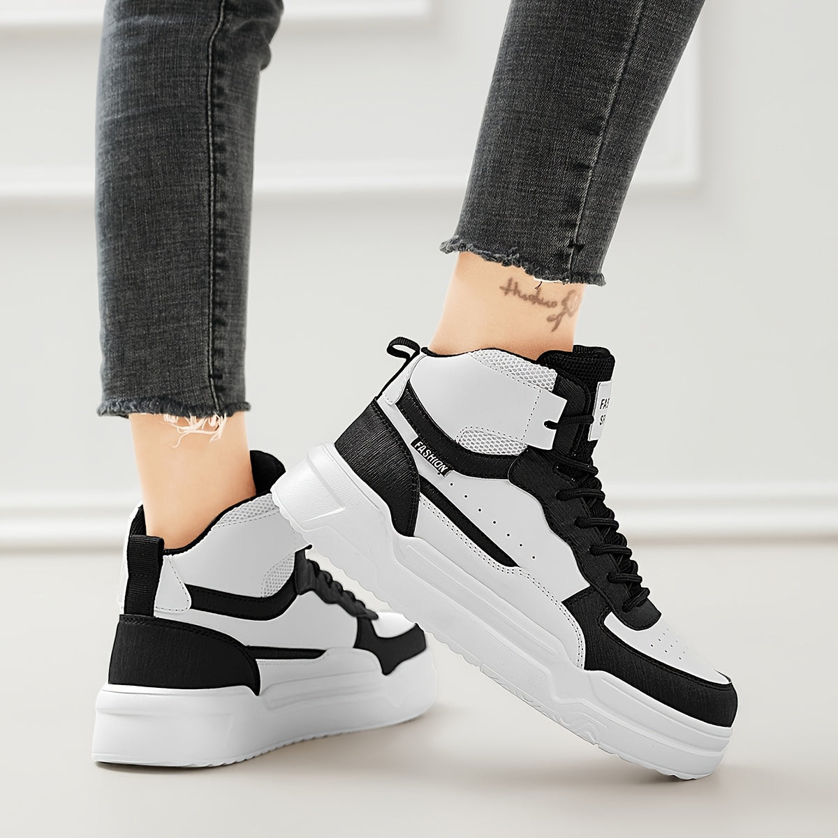 Chunky Sneakers Medium Tube Sports Shoes Women's Footwear