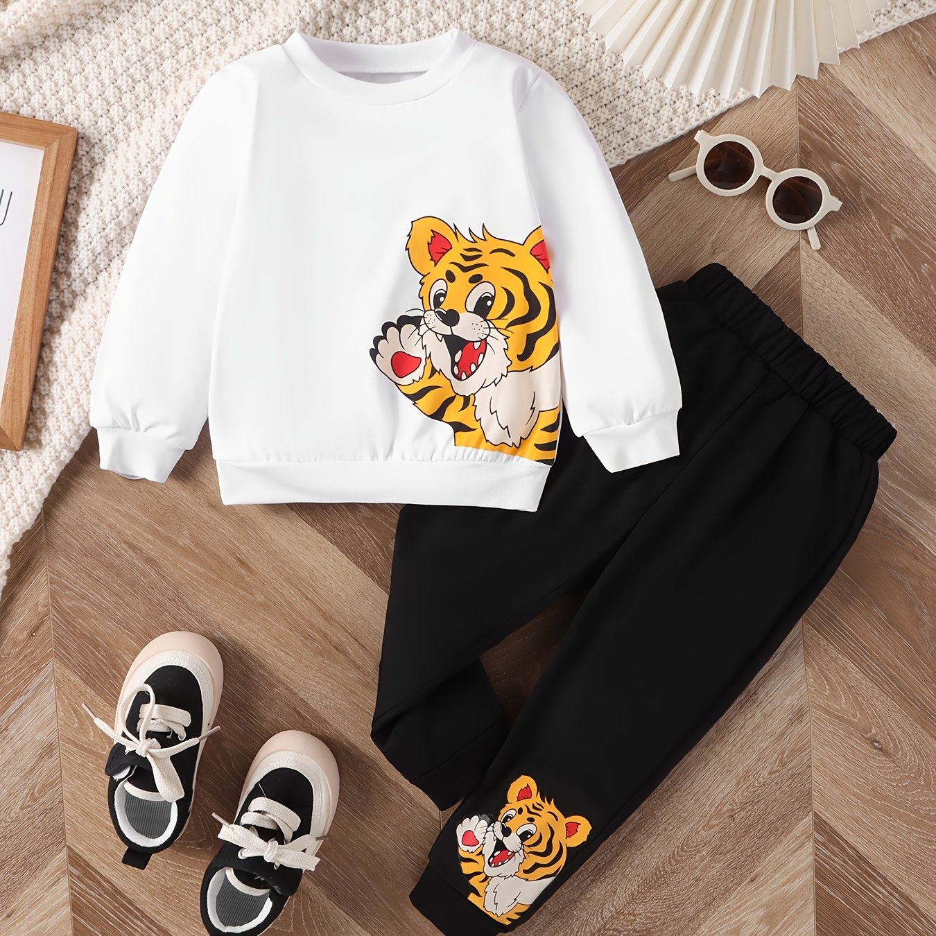 Tiger Pattern Boy's 2pcs Sweatshirt & Sweatpants Set for Spring Fall