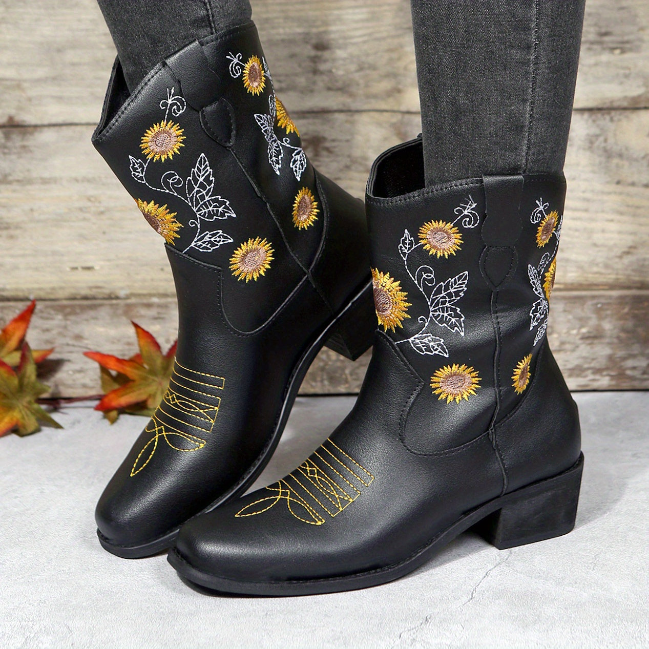 Women's Sunflower Embroidered Western Boots