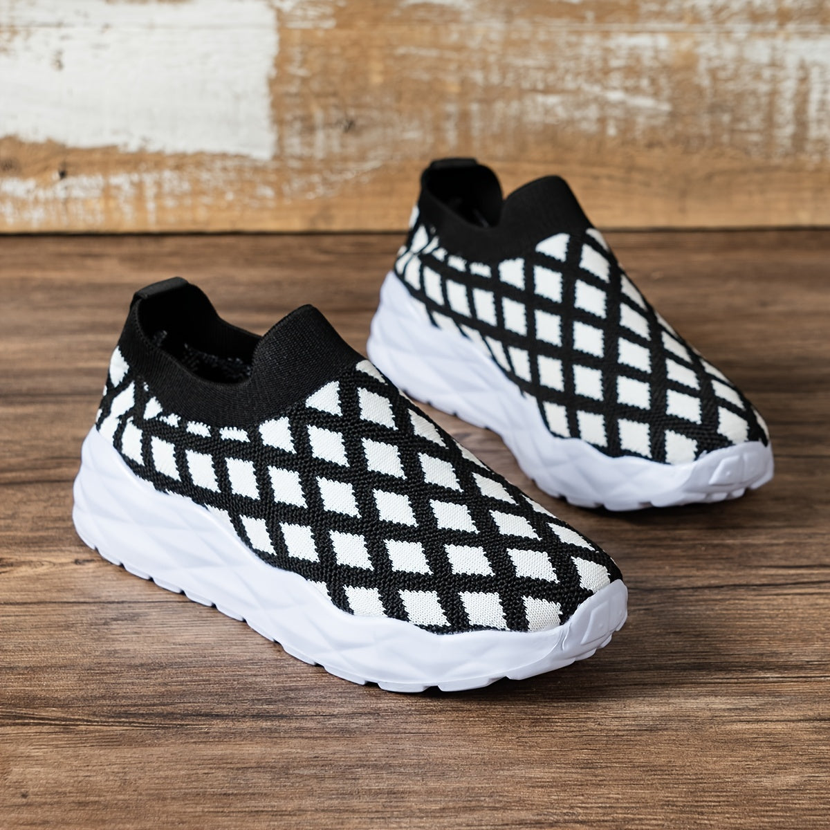 Plaid Pattern Bottom Sneakers Lightweight Breathable Sport Shoes