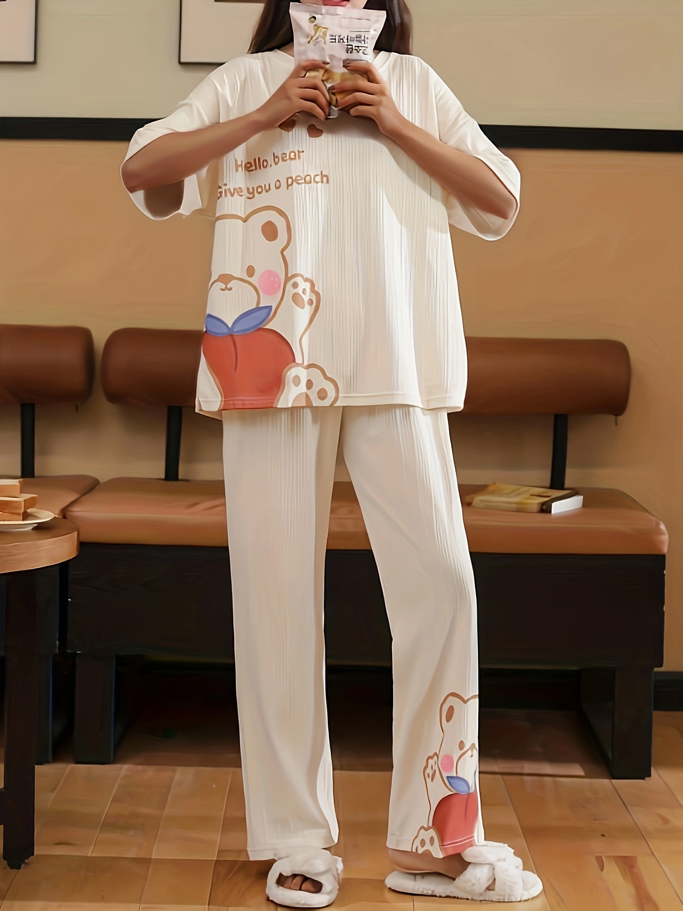 Bear Print Pajama Set Short Sleeve Top & Pants