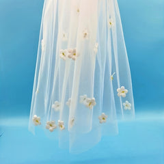 Romantic Bridal Floral Decor Veil with Hair Comb for Women