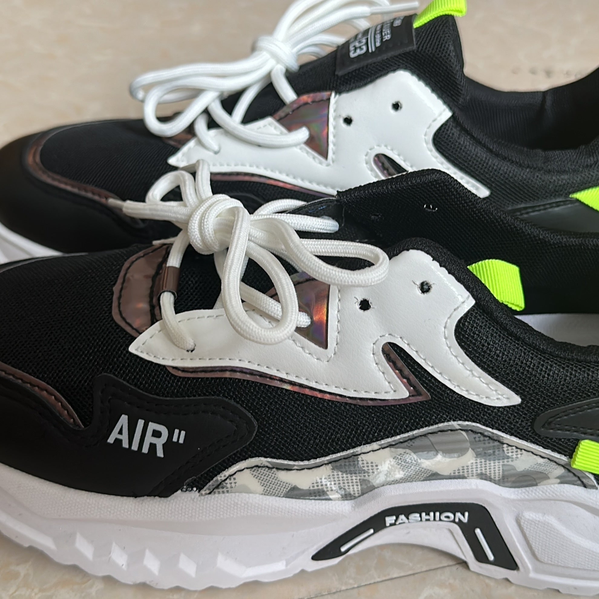 Men's Chunky Lace-up Sneakers Shock Absorbing Athletic Dad Shoes