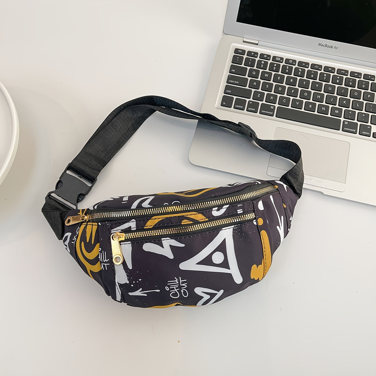 Graffiti Waist Bag for Outdoor Sports Universal Printing Messenger Bag