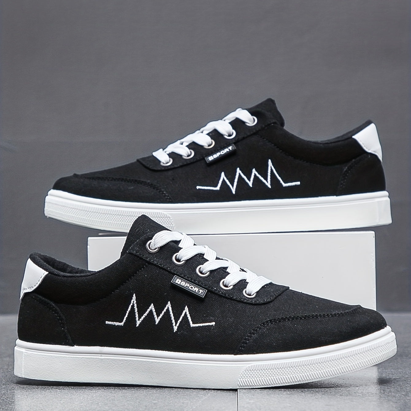 Men's Canvas Lace-up Sneakers with Good Grip