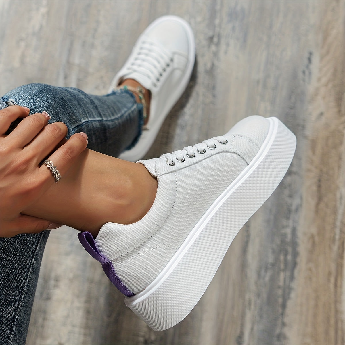 Women's Platform Skate Shoes Casual Lace Up Outdoor Sneakers
