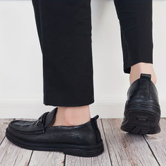 Men's Crocodile Print Loafers Metal Decor Slip-On Shoes