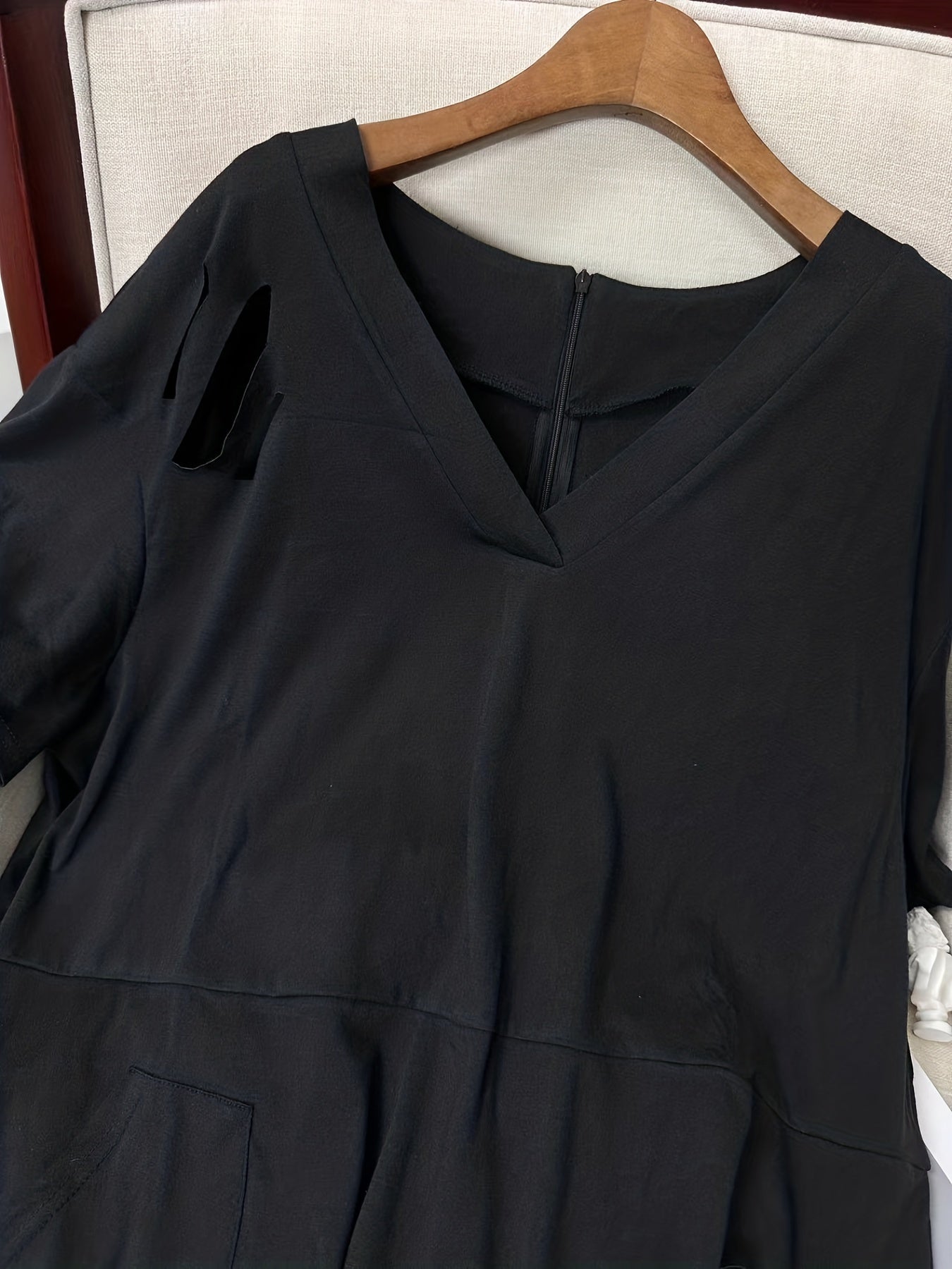 Women's Plus Solid Cut Out Short Sleeve V Neck Jumpsuit