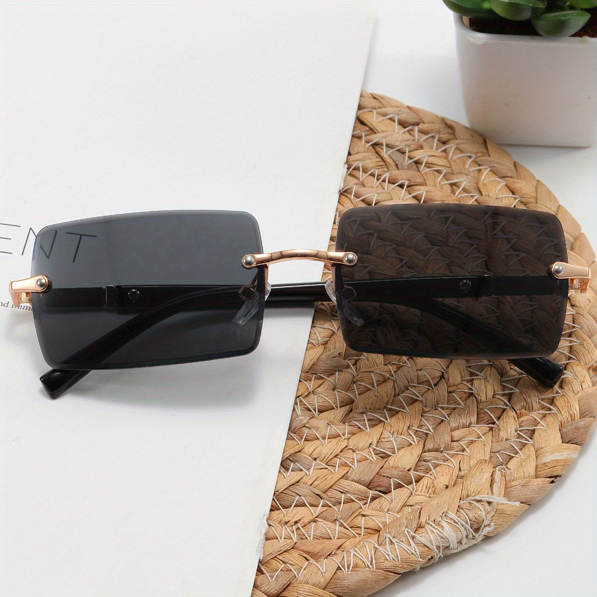 Rectangle Rimless Sunglasses UV400 Anti Glare Glasses