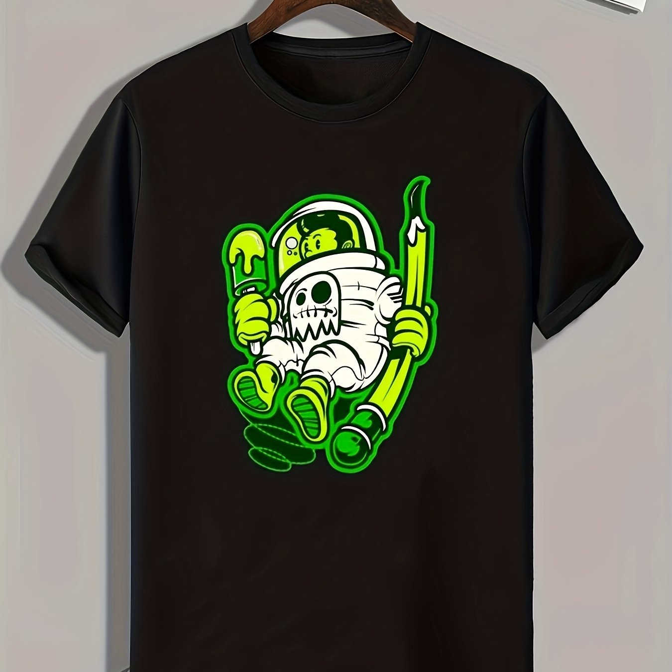 Creative Cartoon Print Men's Graphic T-shirt for Summer