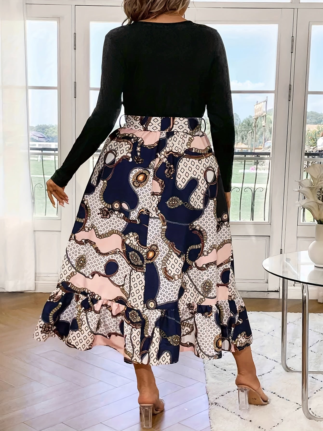 Colorblock Geometri & Chain Print Long Sleeve V Neck Dress