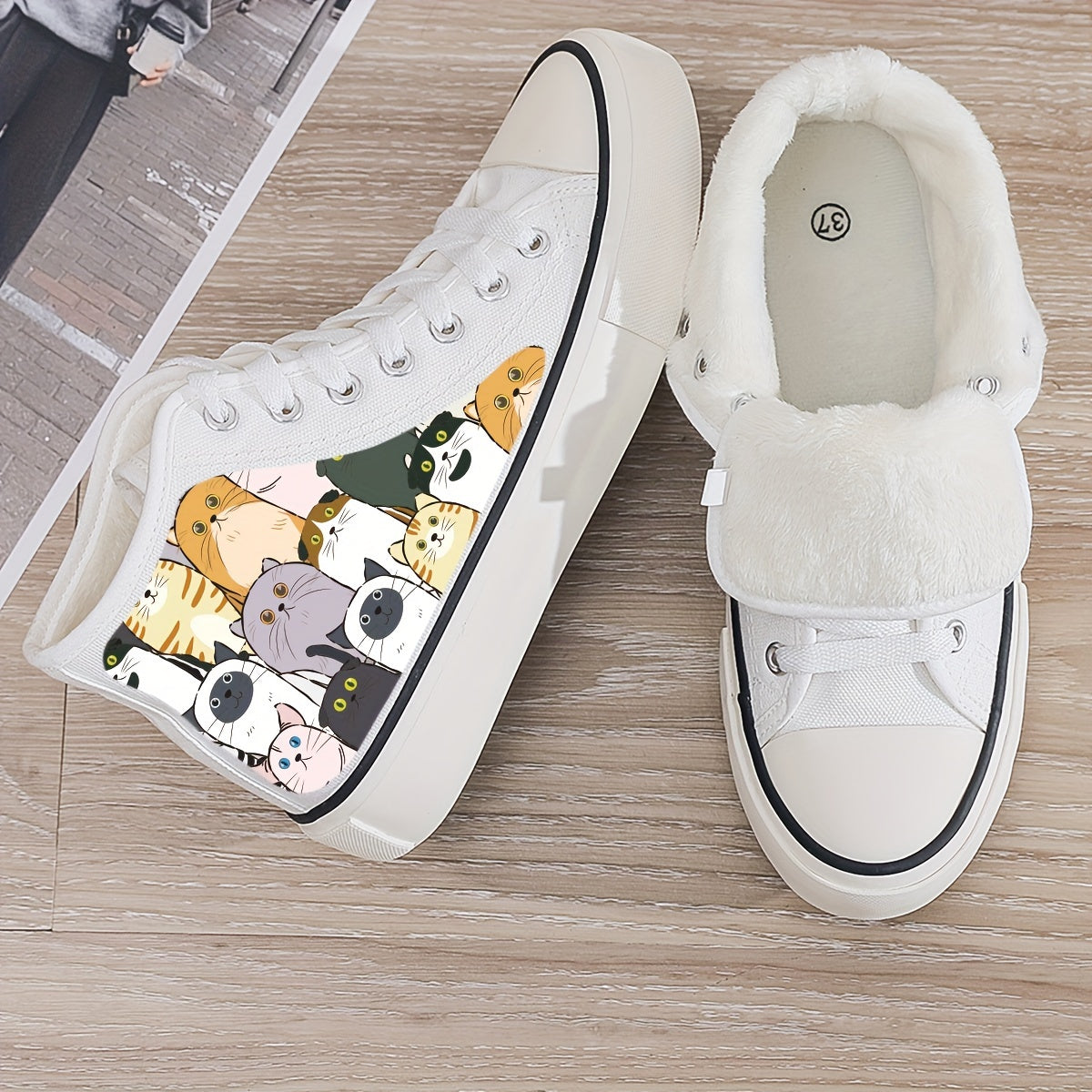 Girl's High Top Cartoon Cats Pattern Skate Shoes with Warm Plush Lining