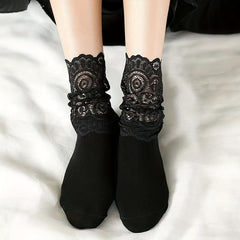 Contrast Lace Socks 2 Pairs Women's Mid Tube Stockings