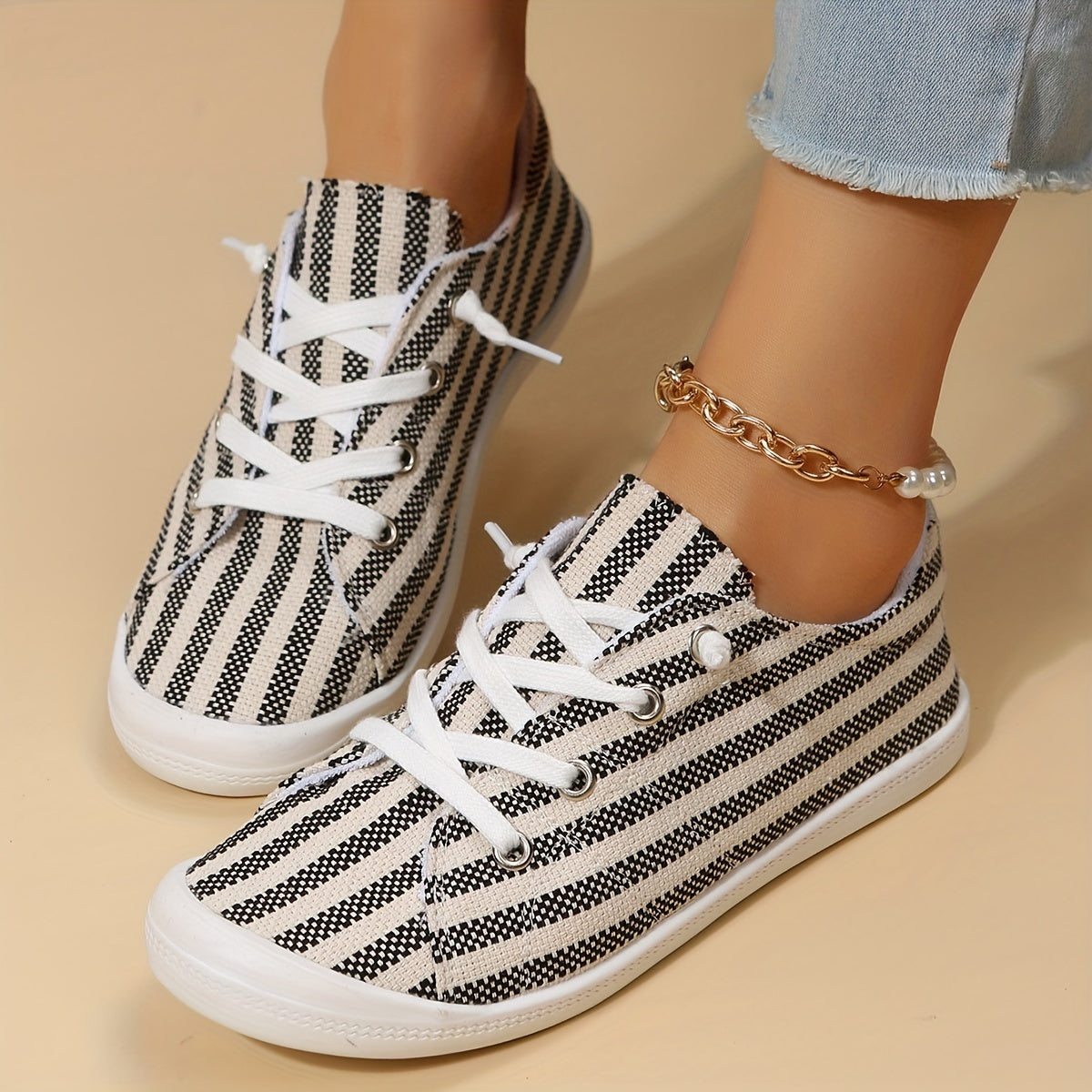 Women's Striped Canvas Shoes Casual Lace Up Outdoor Sneakers