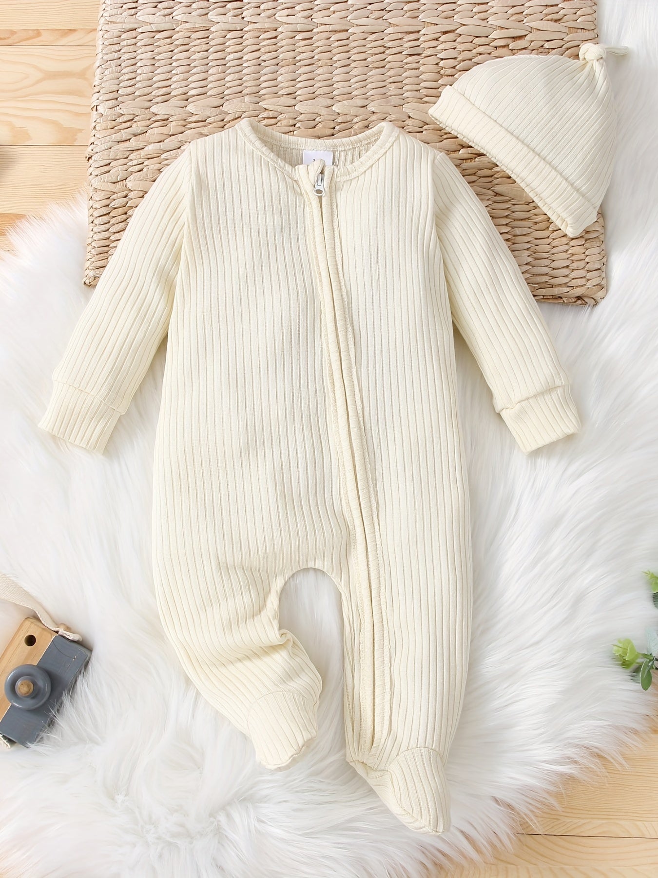 2pcs Baby Unisex Zipper Romper & Hat Set