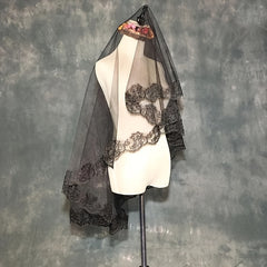Baroque Lace Bridal Veil with Eyelash Lace Floral Pattern