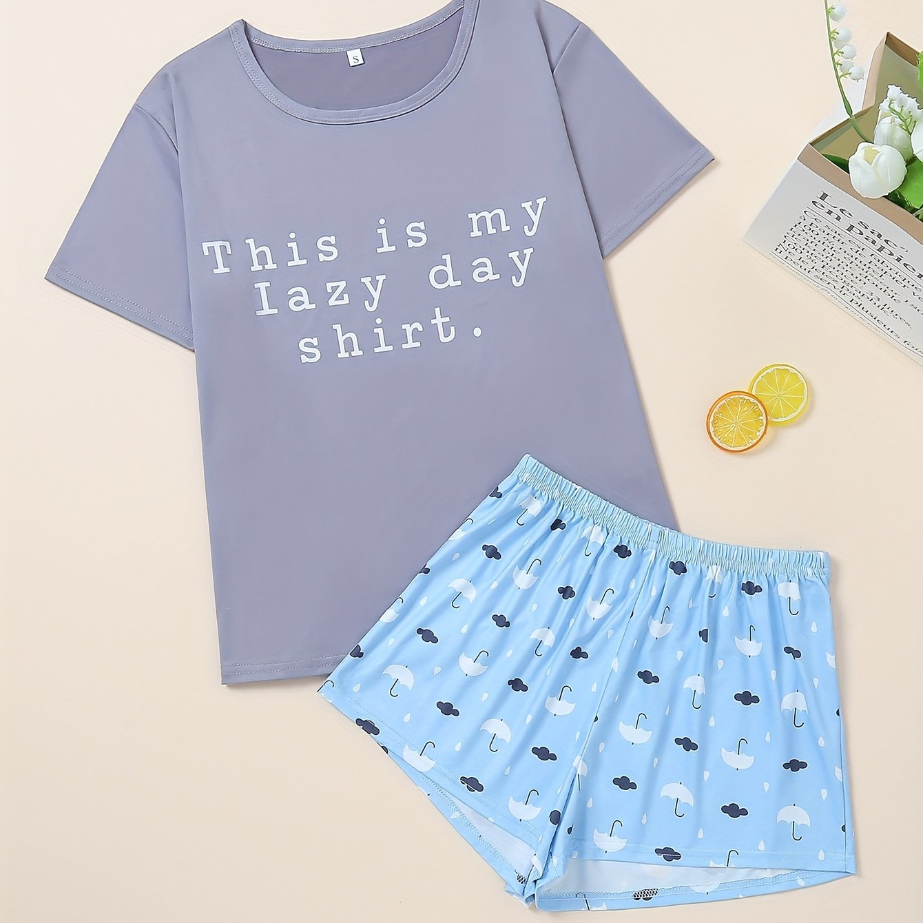 Women's Letter Print Pajama Set Crew Neck Top & Shorts