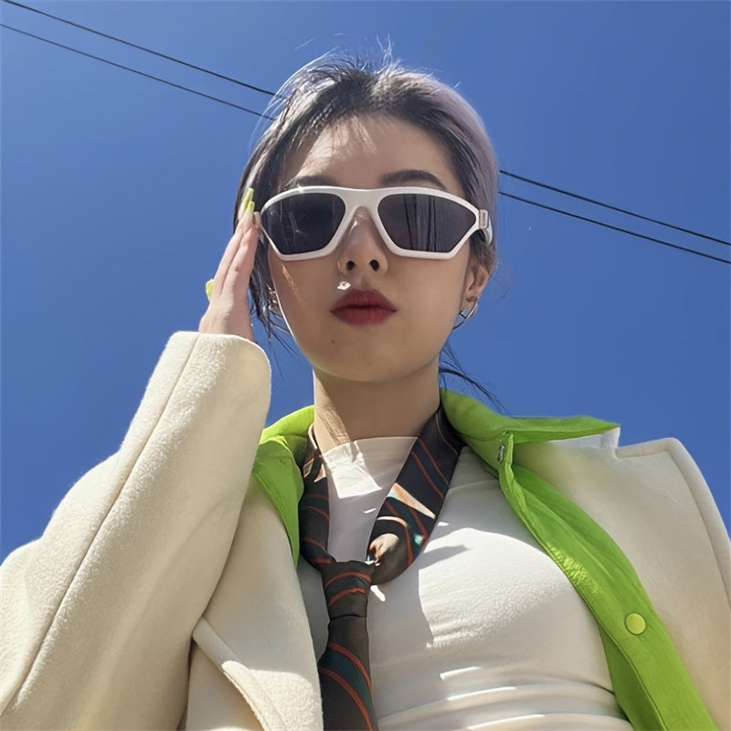 Women's Modern Y2K Sunglasses Wrap Around Futuristic Sun Glasses