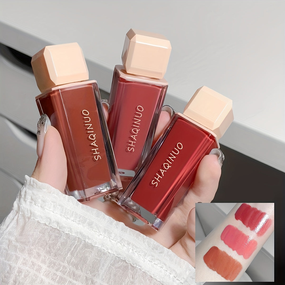 Bright Water Gloss Lip Glaze Non Stick Cup Glass Lip Plumping Lip Rendering