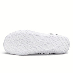 Men's Letter Print Slip On Canvas Shoes for Walking