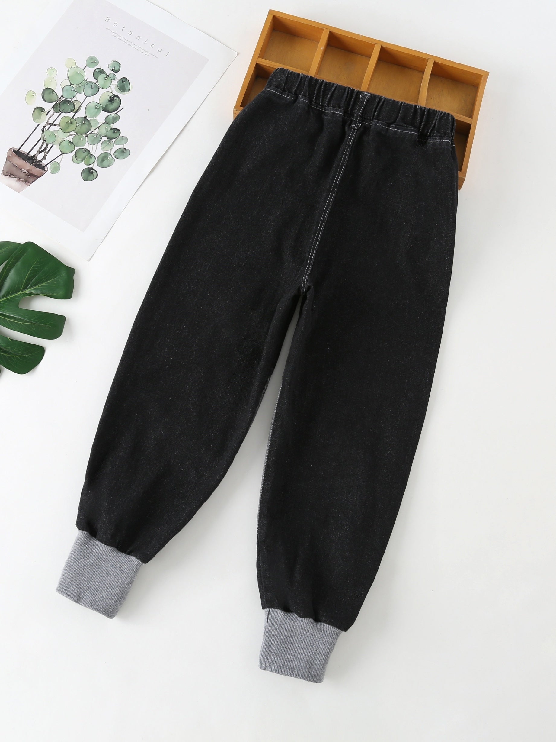 Boy's Letters Print Jogging Pants & Denim Jeans