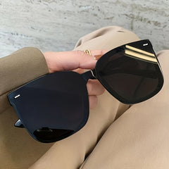 Retro Square Sunglasses Rivet UV400 Sun Shades Glasses