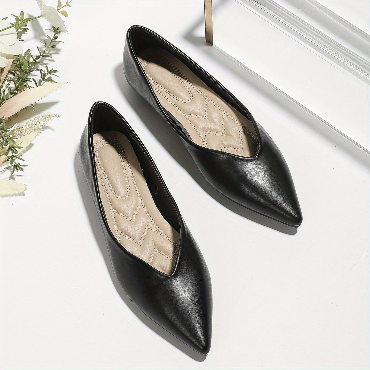Women's Pointed Toe Flat Shoes Soft Sole Faux Leather Casual Ballet Flats