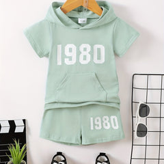2pcs Baby Boys Number Graphic Hooded T shirt & Shorts Set for Summer