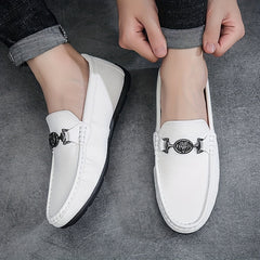 Men's Metallic Decor Moc Toe Loafer Shoes