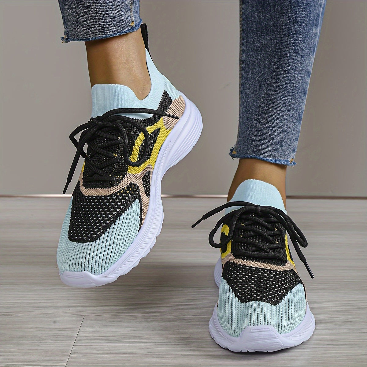 Women's Block Athletic Sneakers Lace up Running Shoes