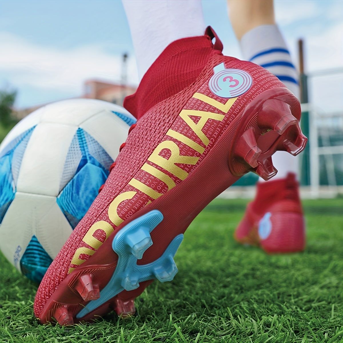 Men's Non Slip Soccer Shoes Outdoor Football Shoes Lightweight Breathable