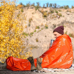 Emergency Sleeping Bag Insulated First Aid Sleeping Bag PE Orange Cloth Bag