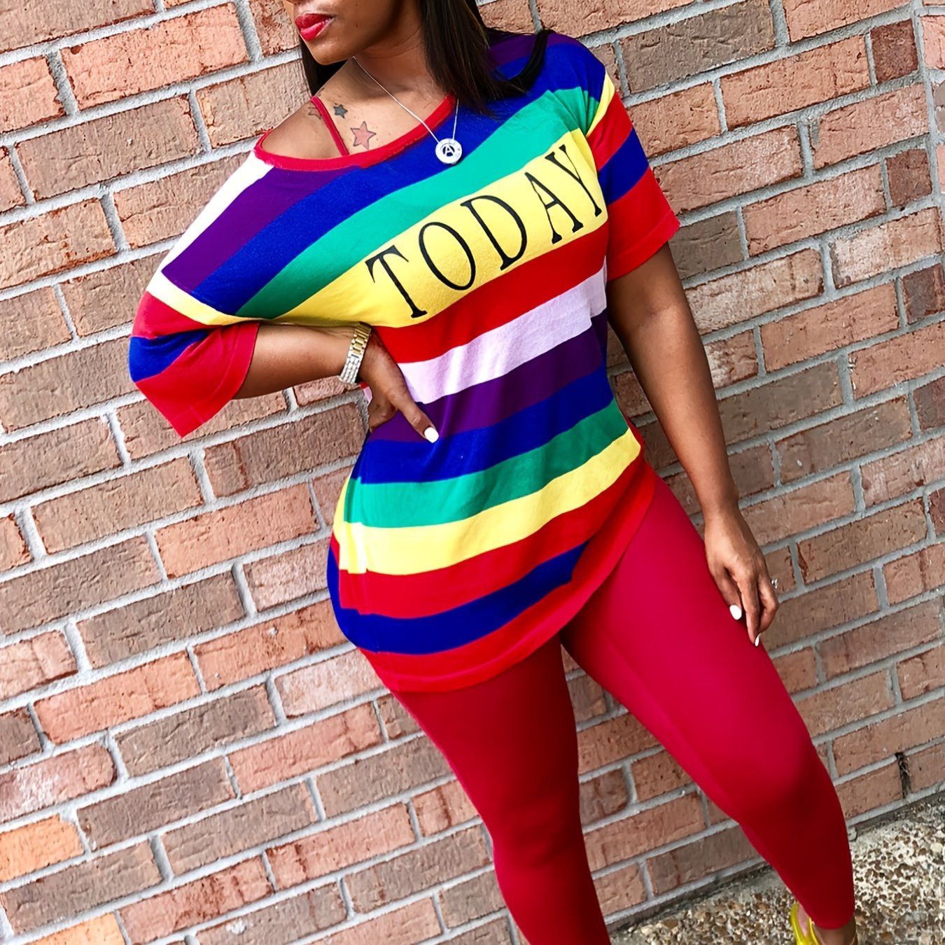 Women's Rainbow Striped Short Sleeve T-shirt & Solid Pants Set
