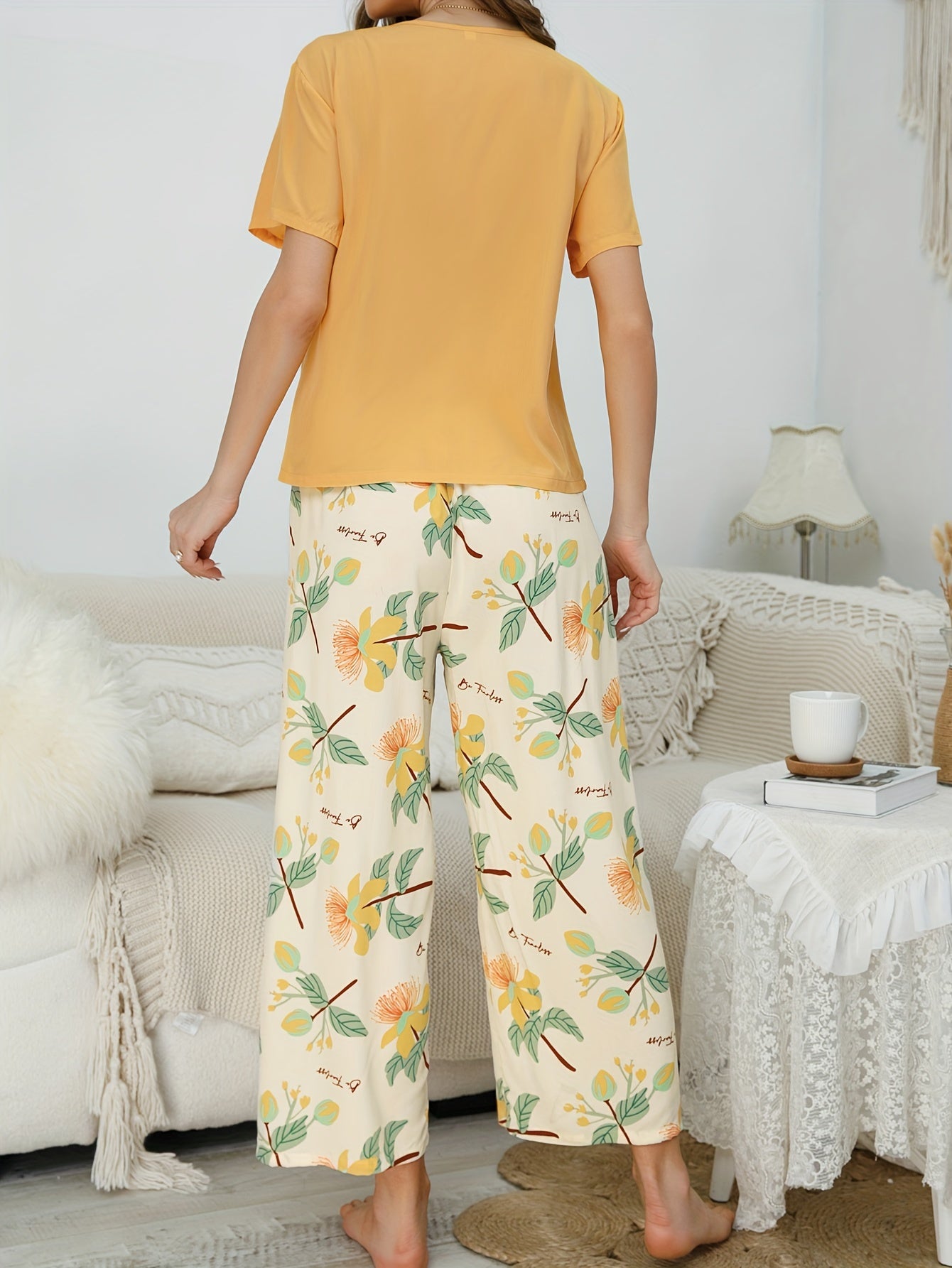 Floral Pajama Set Short Sleeve V Neck & Bow Pants