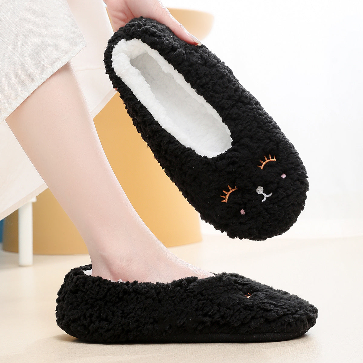 Women's Winter Thermal Home Shoes Soft Sole