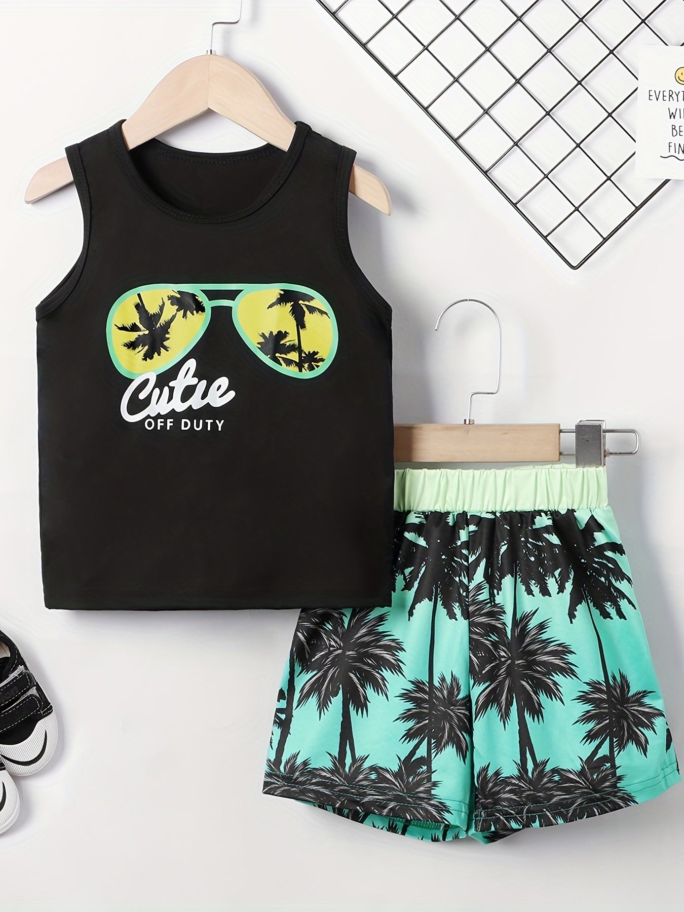 Boy's Sunglasses & Coconut Tree Print Tank Top Shorts Set