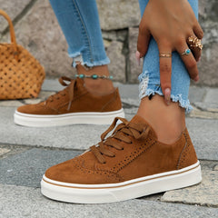 Perforated Brogues Sneakers Retro Lace Up Low Top Casual Flat Walking Shoes