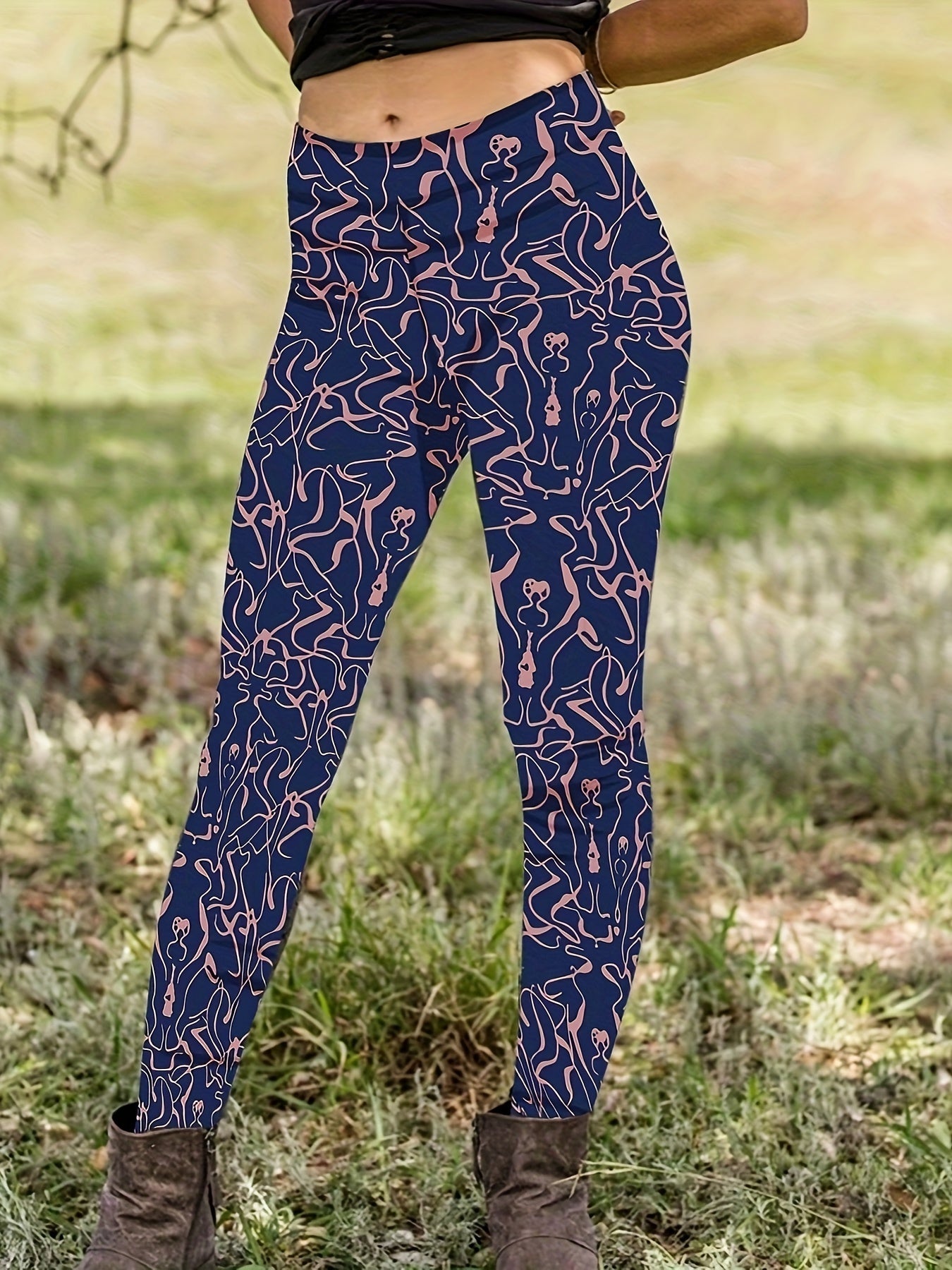 Printed High Rise Plus Size Leggings with Medium Stretch