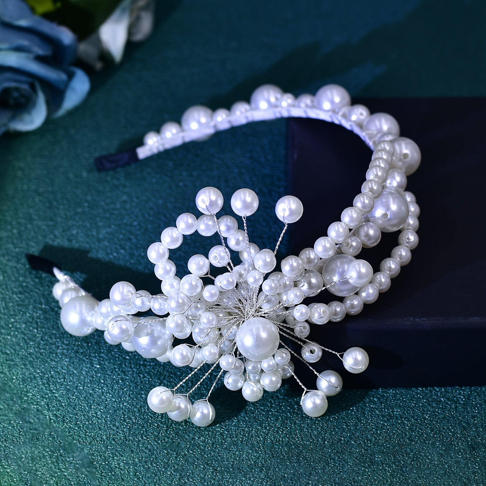 Beaded Flower Hairband for Women Resin Pearl Headpiece with Pearls