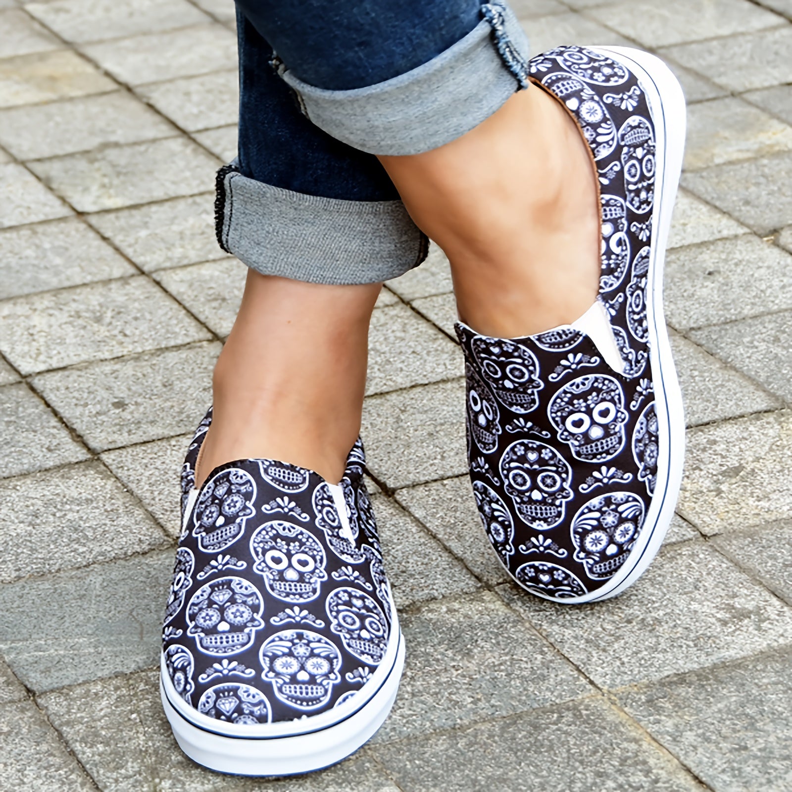 Women's Halloween Printed Slip On Sneakers Lightweight Outdoor Shoes