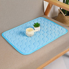 1pc Pet Ice Mat Ice Silk Mat Small Animal Mat Random