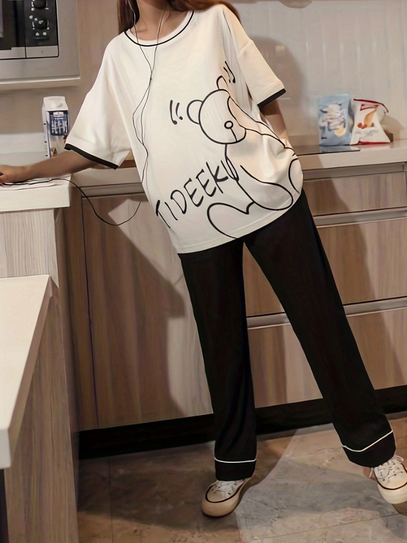 Bear Print Pajama Set Short Sleeve Crew Neck Top & Pants